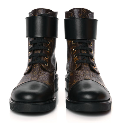 Louis Vuitton Calfskin Monogram Wonderland Flat Ranger Boots 39 Black 2 of 9