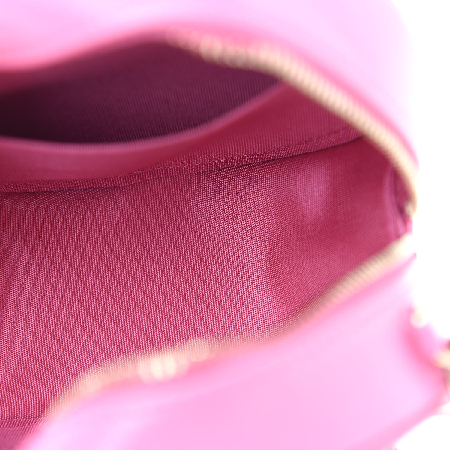 Chanel Caviar Quilted Gripoix CC Round Clutch With Chain Pink 5 of 9