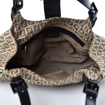 Fendi Zucchino Vitello Shoulder Bag Beige Black 5 of 9