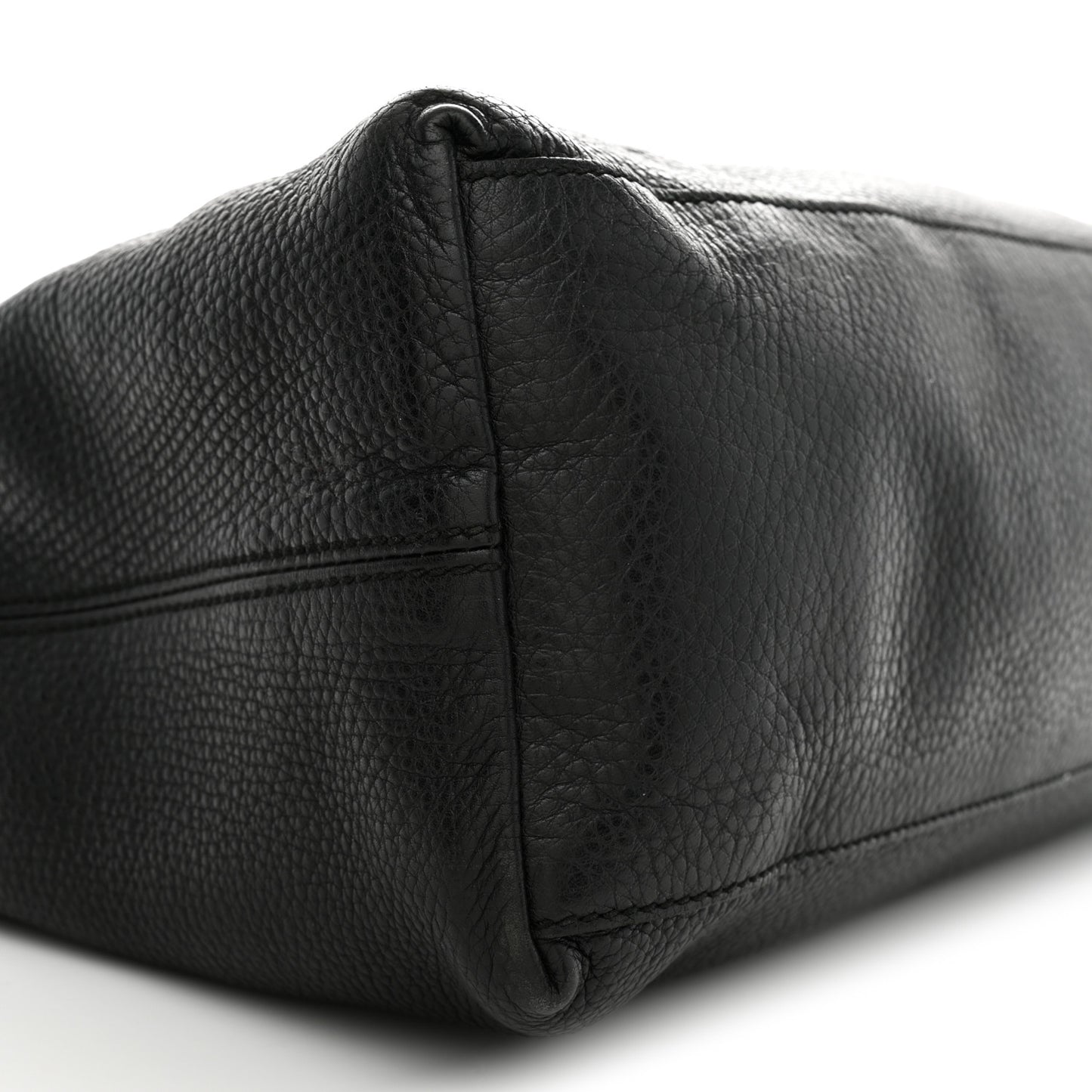 Pebbled Calfskin Medium Soho Chain Shoulder Bag Black