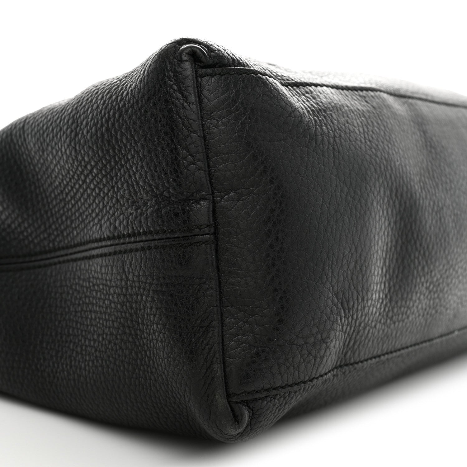 Gucci Pebbled Calfskin Medium Soho Chain Shoulder Bag Black 9 of 13
