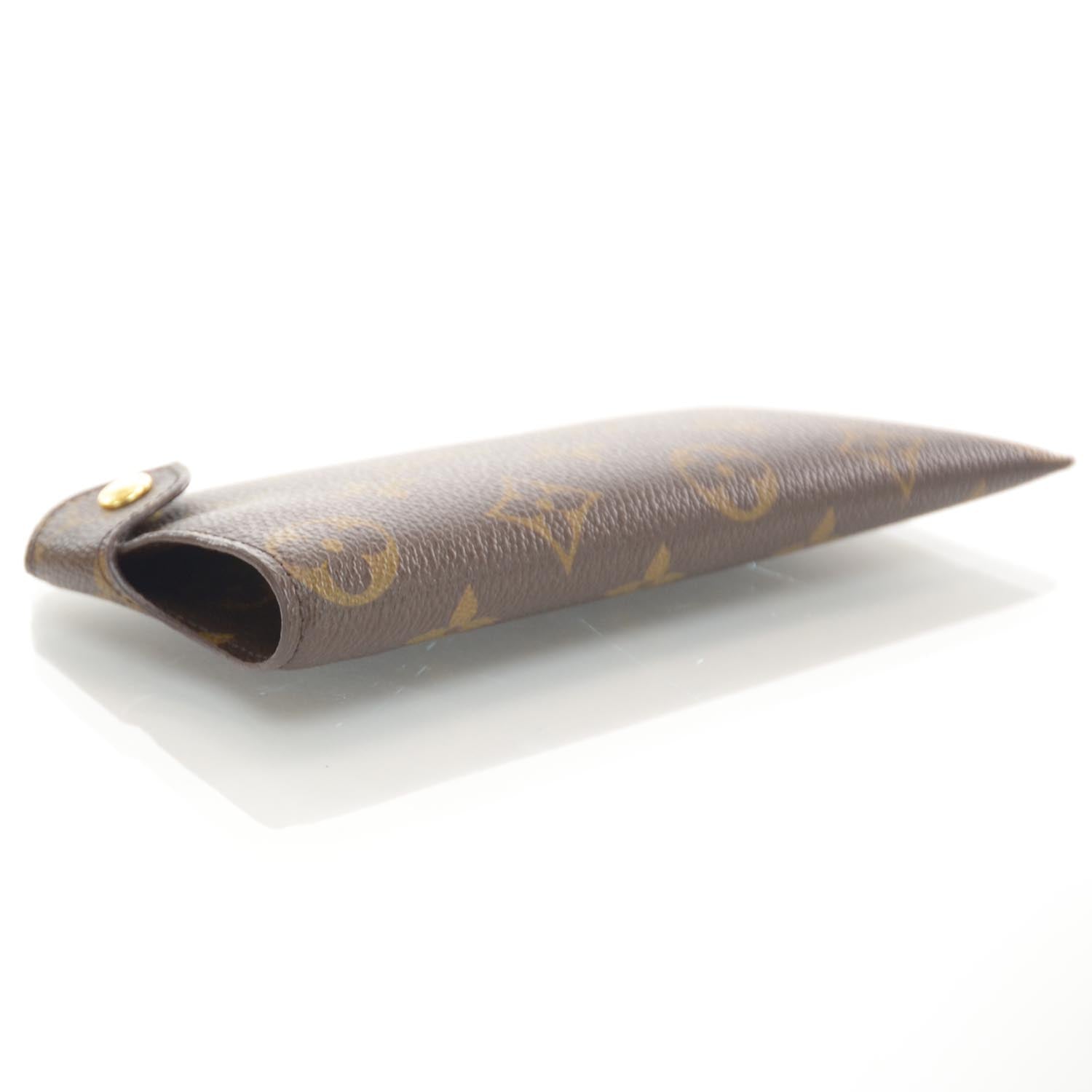 Louis Vuitton Monogram Sunglasses Case MM 4 of 7