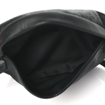 Louis Vuitton Calfskin Monogram Shadow Discovery Bumbag Black 5 of 10