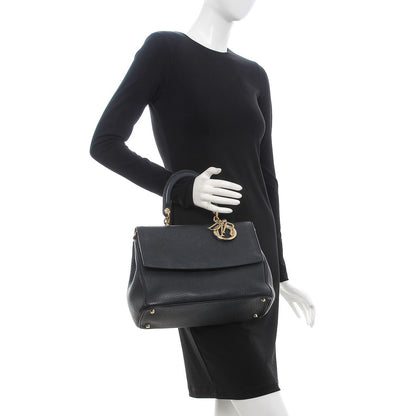 Christian Dior Bullcalf Medium Be Dior Flap Black Fraise 3 of 14