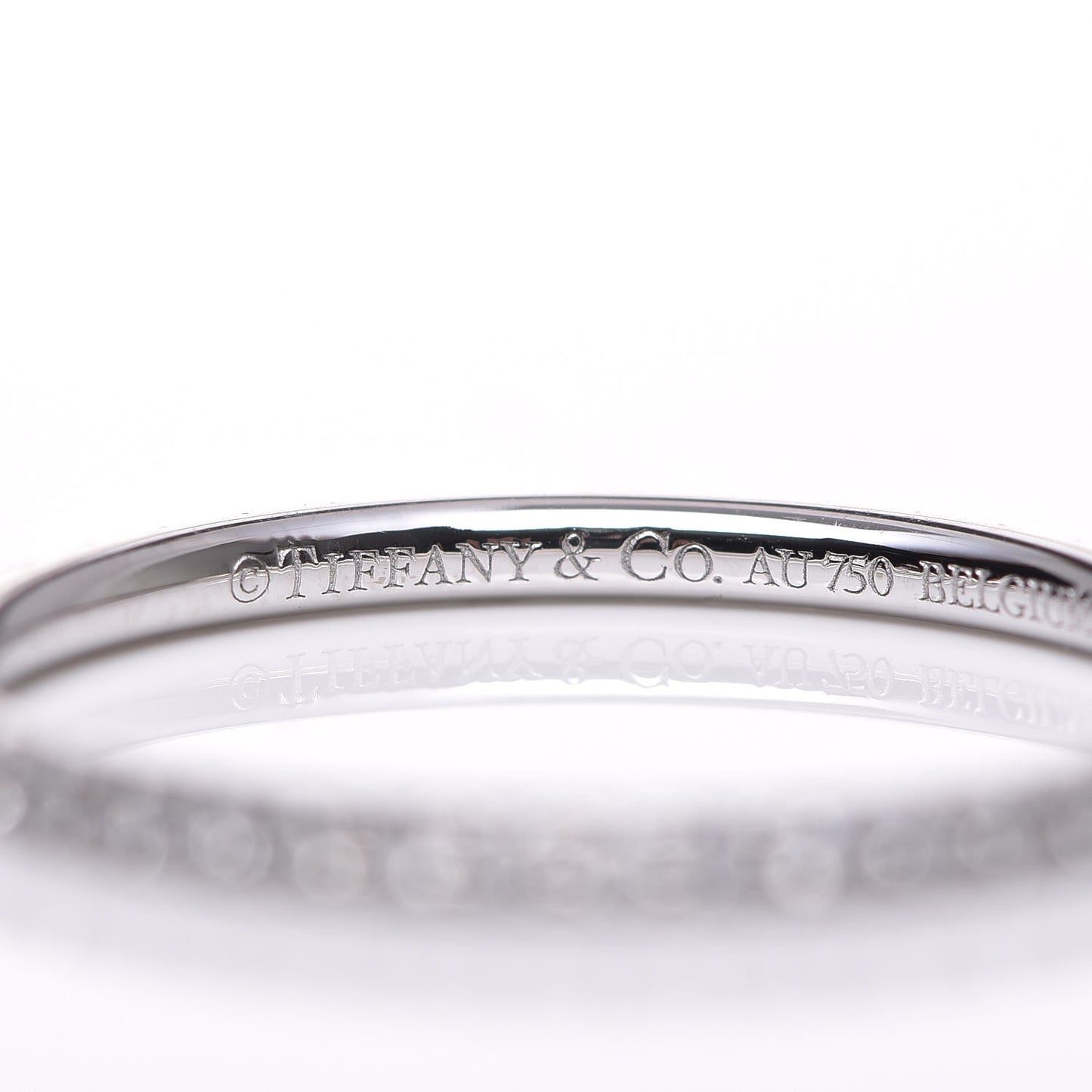 18K White Gold Diamond Metro Band Ring 52 6
