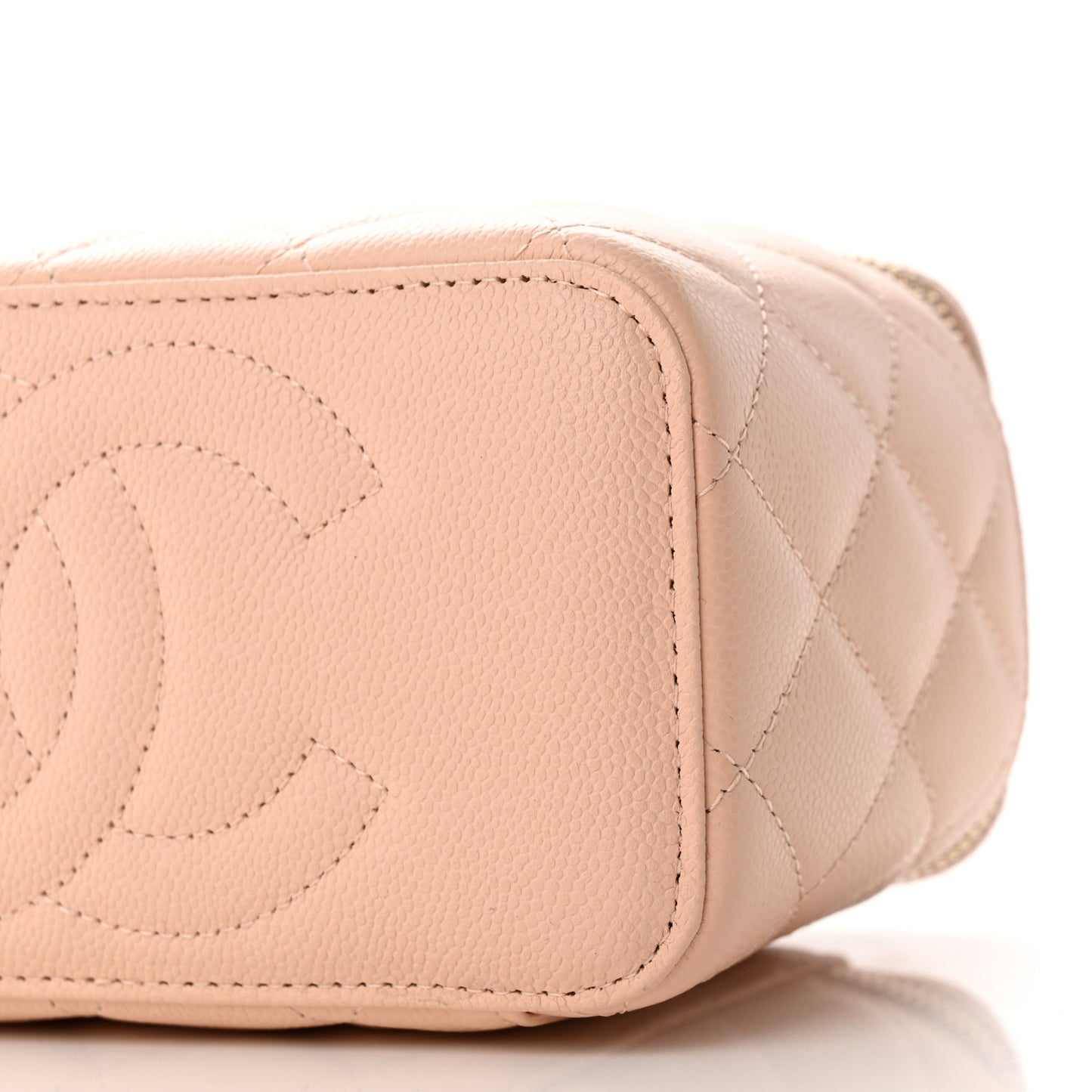 Caviar Quilted Small Vanity Case With Chain Light Beige