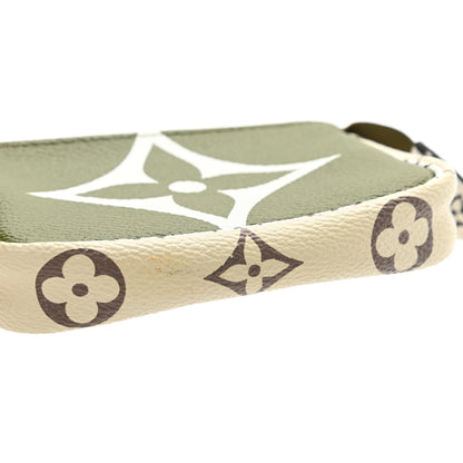 Louis Vuitton Monogram Giant Micro Pochette Accessories Kaki White 8 of 8
