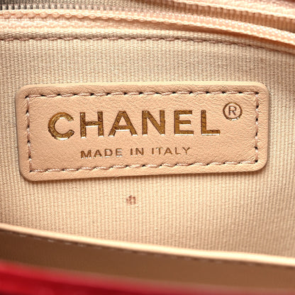 Chanel Shiny Crumpled Calfskin Quilted Wavy CC Hobo Red 6 of 11