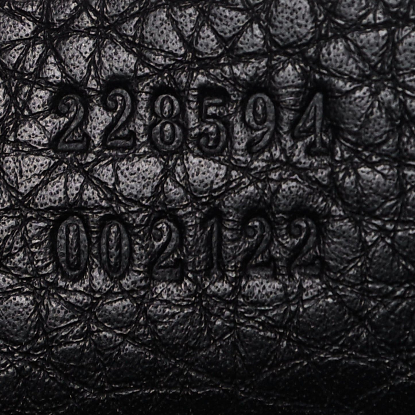 Calfskin Medium Icon Bit Boston Black