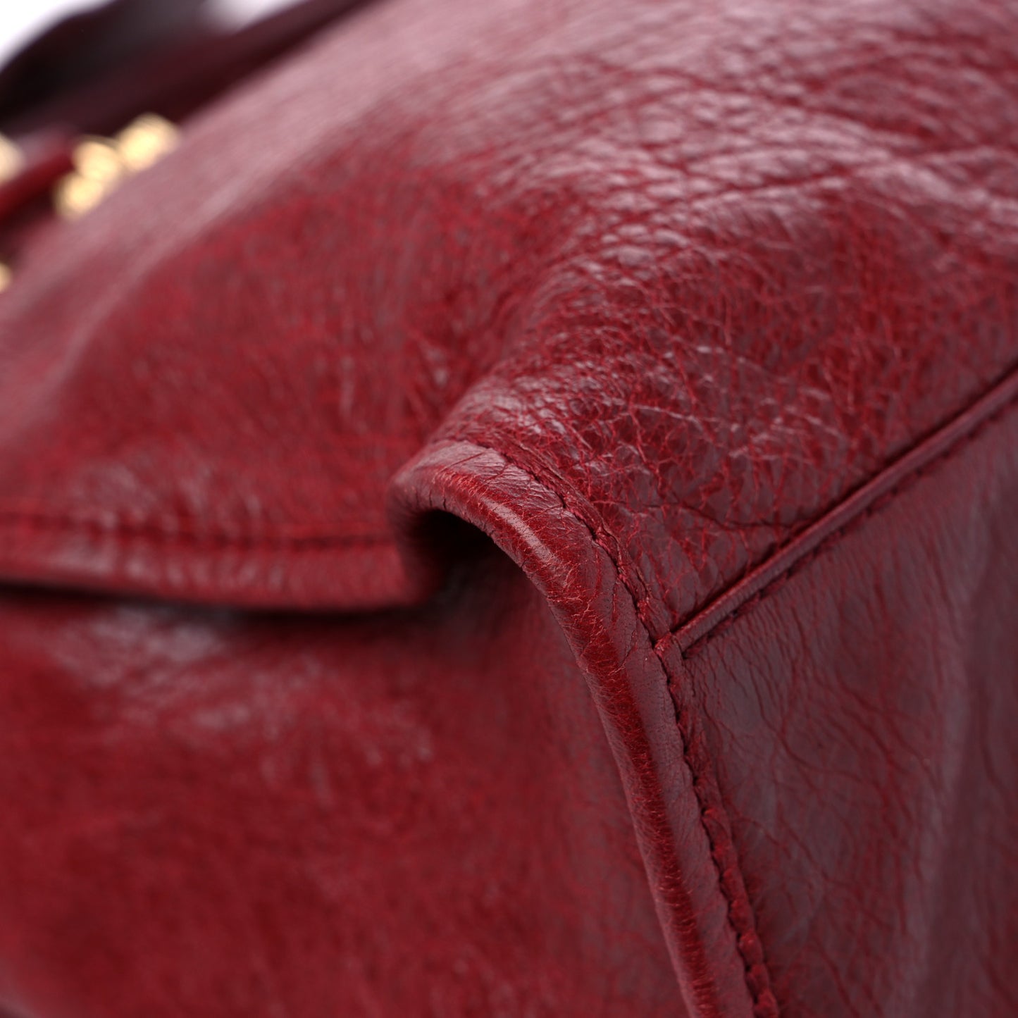 Agneau Giant 12 Gold Hardware City Rouge Cerise