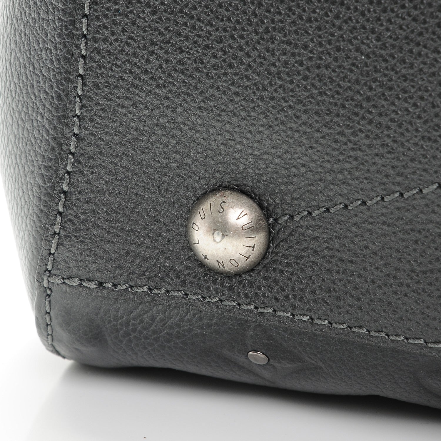 Louis Vuitton Empreinte Studded Montaigne BB Platine 11 of 11