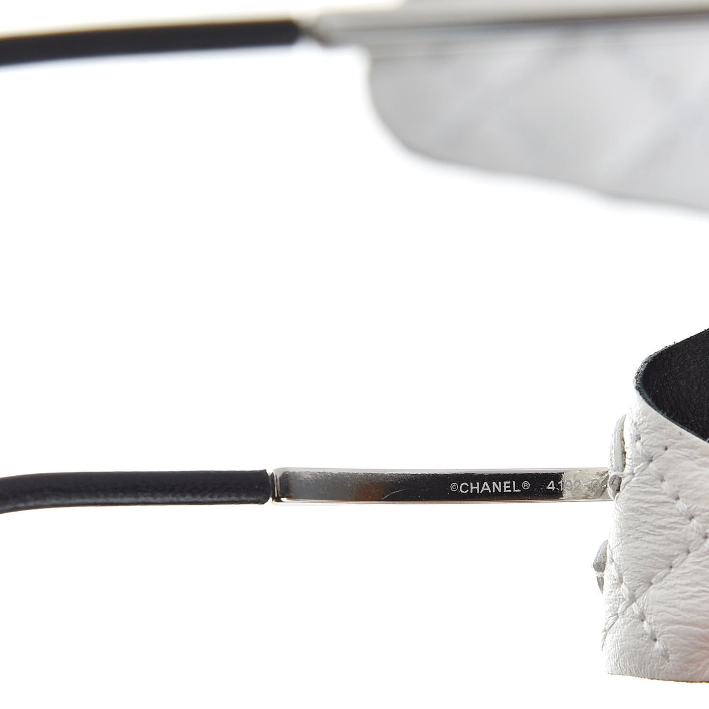 Titanium Lambskin CC Pilot Sunglasses White