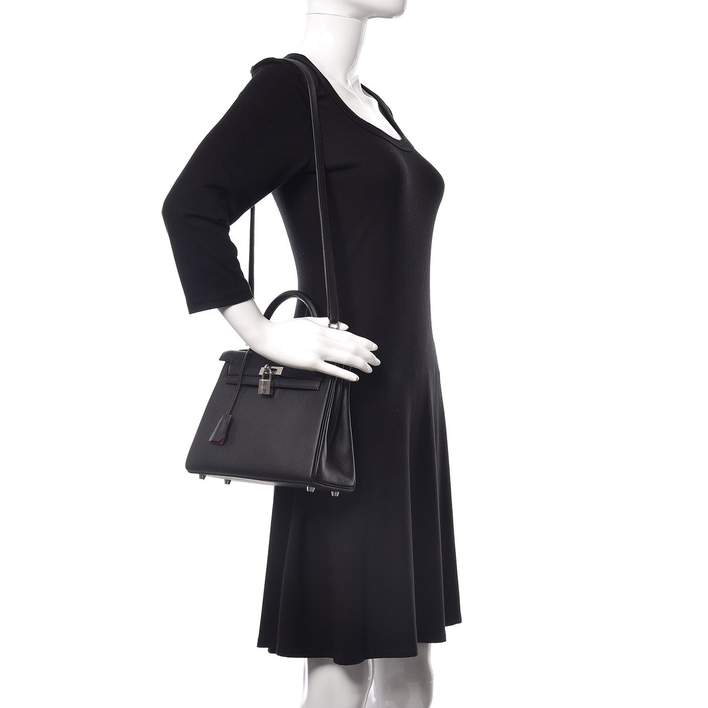 Togo Horseshoe Kelly Retourne 25 Black Magnolia