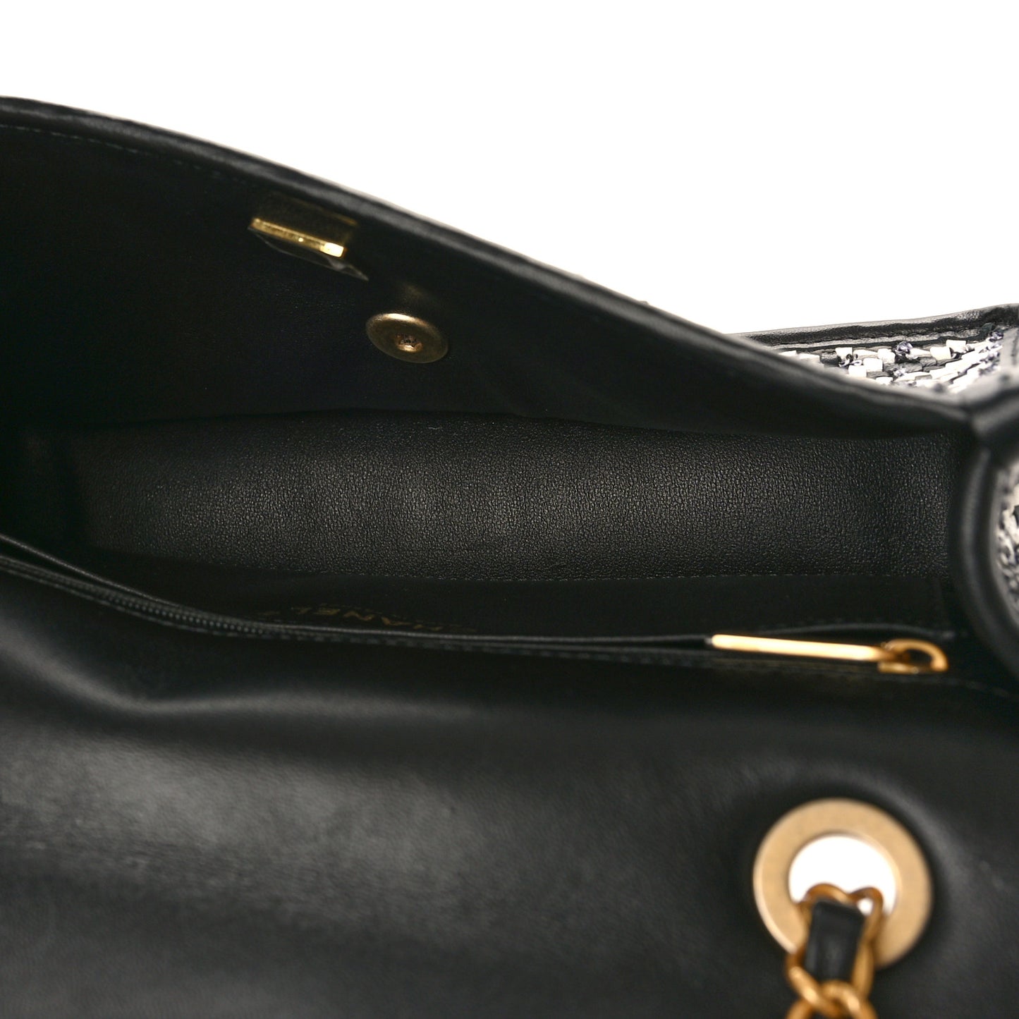 Metallic Lambskin Viscose Woven Flap Silver Black