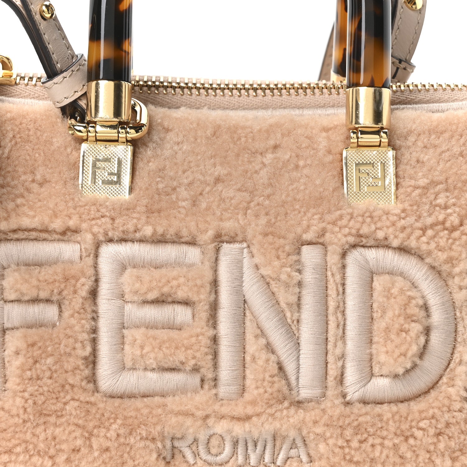 Fendi Sheepskin Vitello King Plexiglass Logo Embroidered Mini By The Way Top Handle Boston Soap 8 of 10