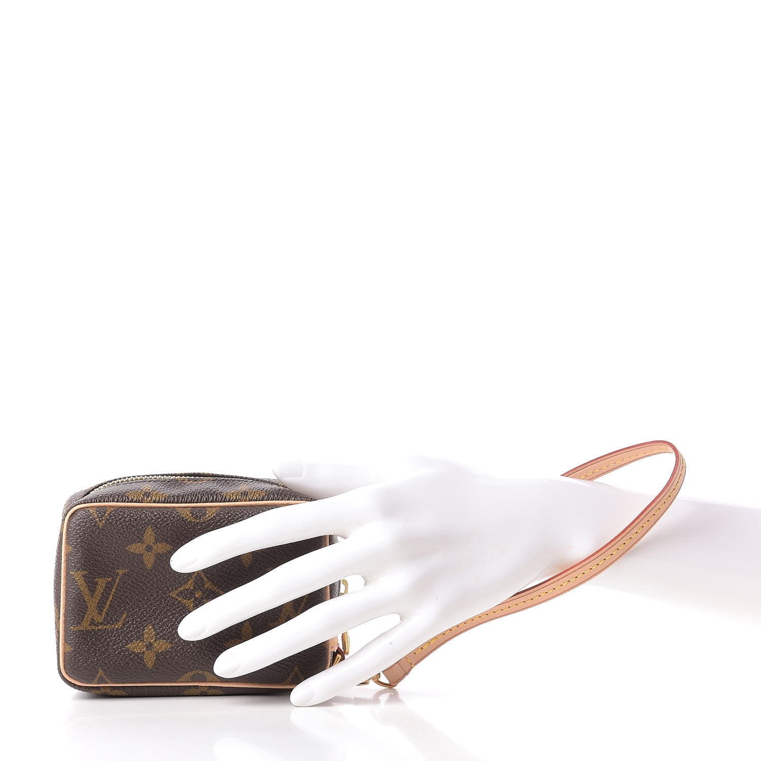 Louis Vuitton Monogram Wapity 2 of 10