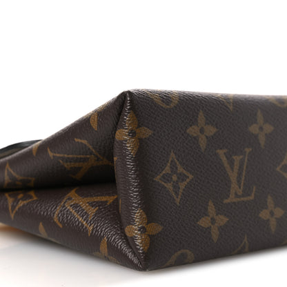 Louis Vuitton Monogram Locky BB Creme 8 of 13