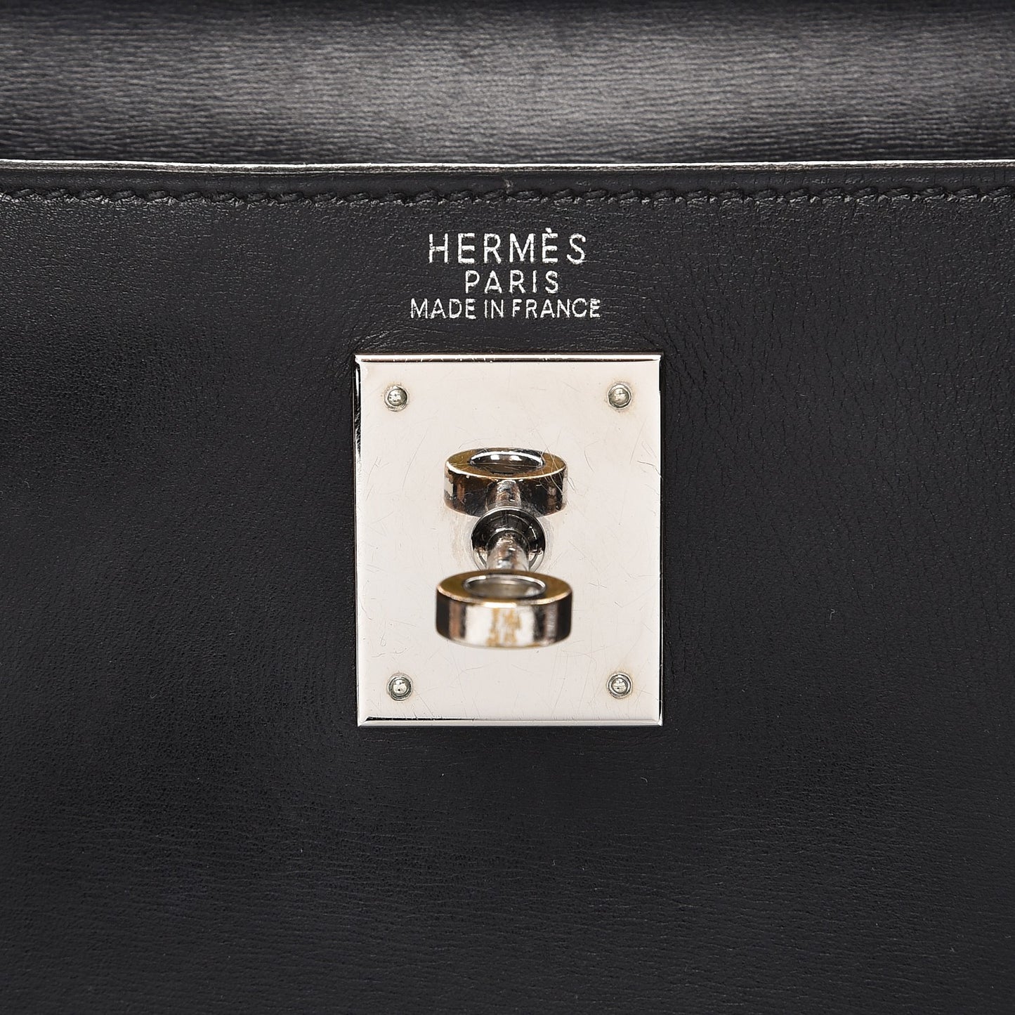 Box Kelly Retourne 32 Black