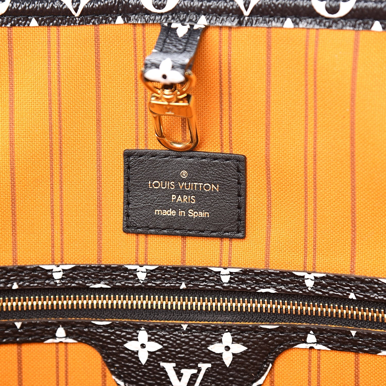 Louis Vuitton Monogram Giant Jungle Neverfull MM Black 8 of 18