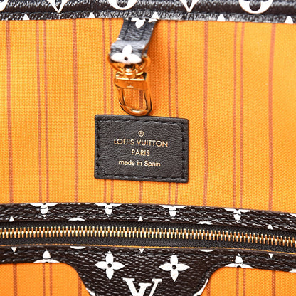 Louis Vuitton Monogram Giant Jungle Neverfull MM Black 8 of 18