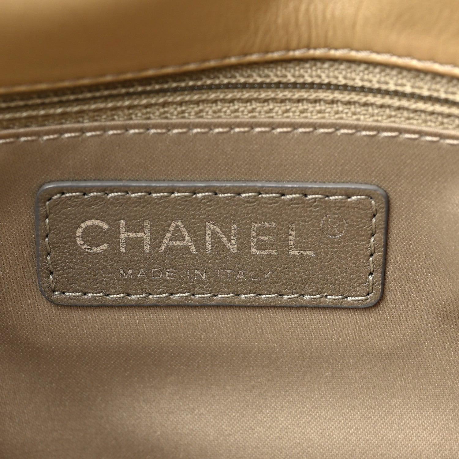 Chanel Calfskin Ultimate Stitch Flap Gold 6 of 10