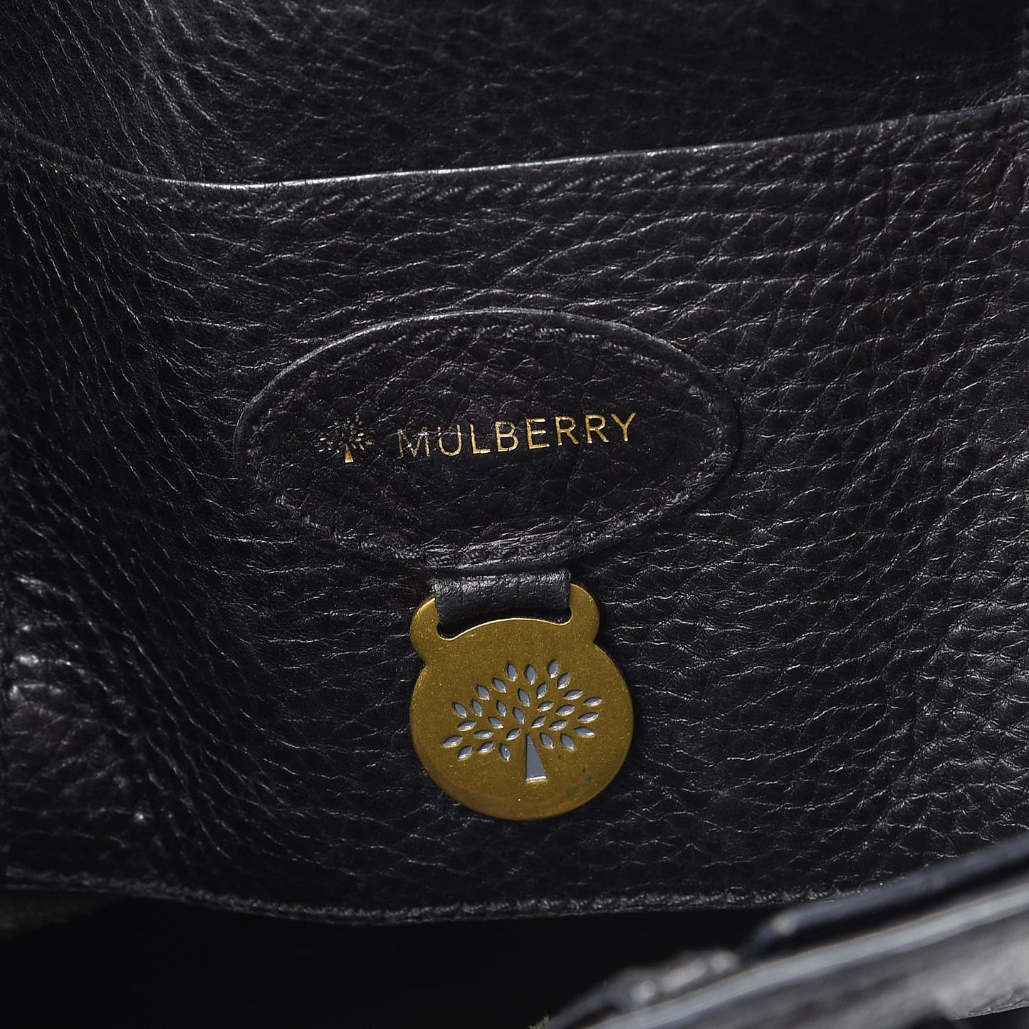 Classic Grain Calfskin Bayswater Black