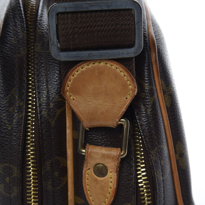 Louis Vuitton Monogram Reporter PM 19 of 23
