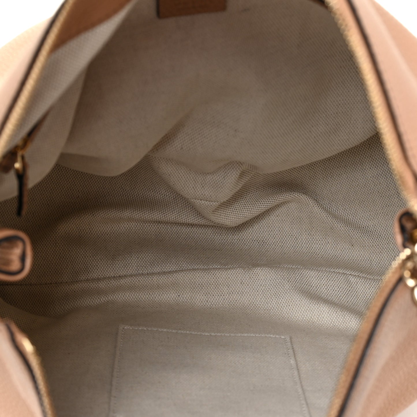 Pebbled Calfskin Large Soho Hobo Camelia