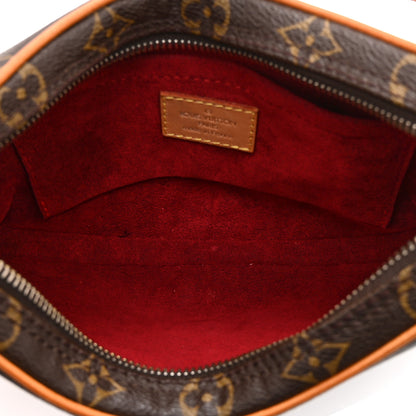 Louis Vuitton Monogram Croissant PM 5 of 11
