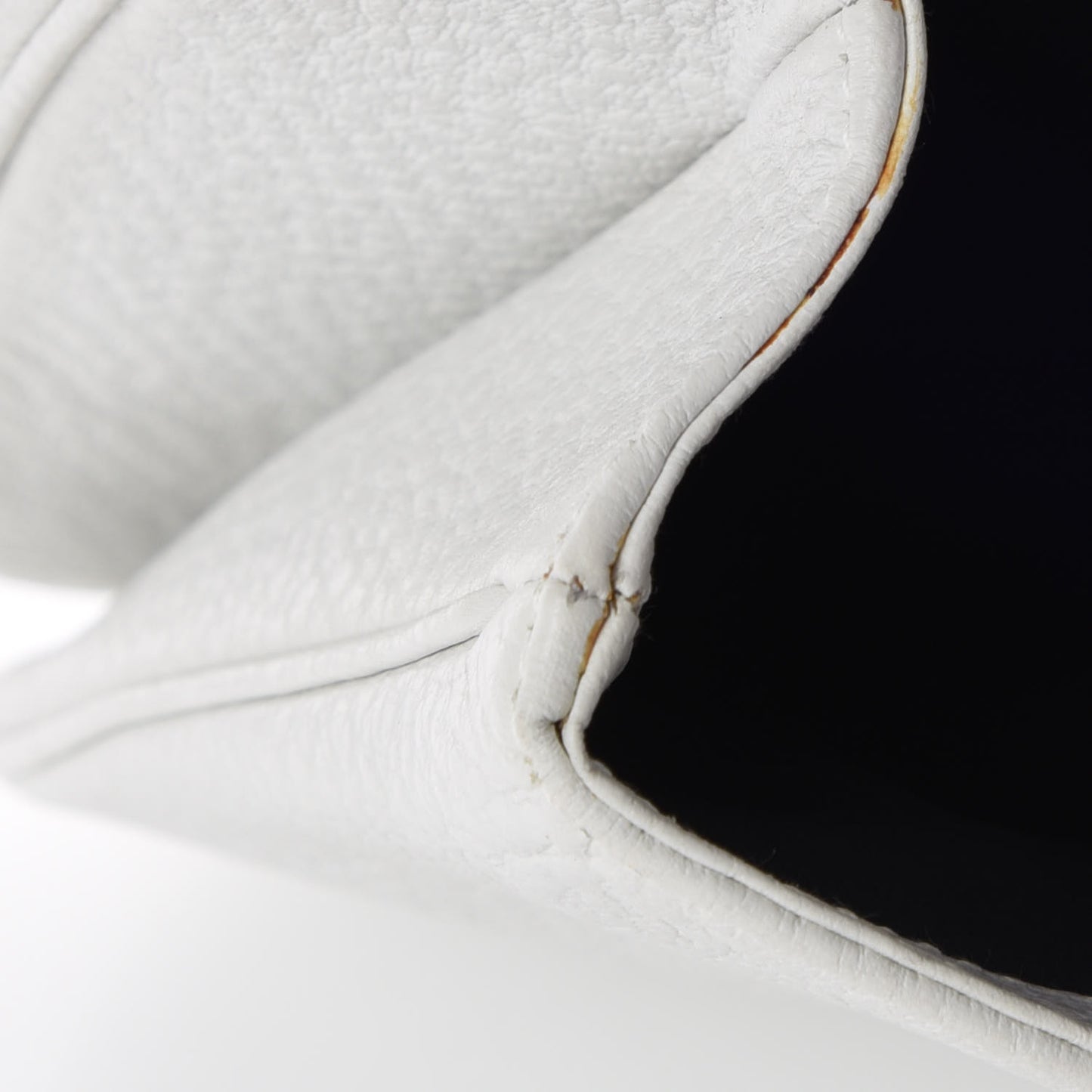 Pebbled Calfskin Web Blondie Flap White