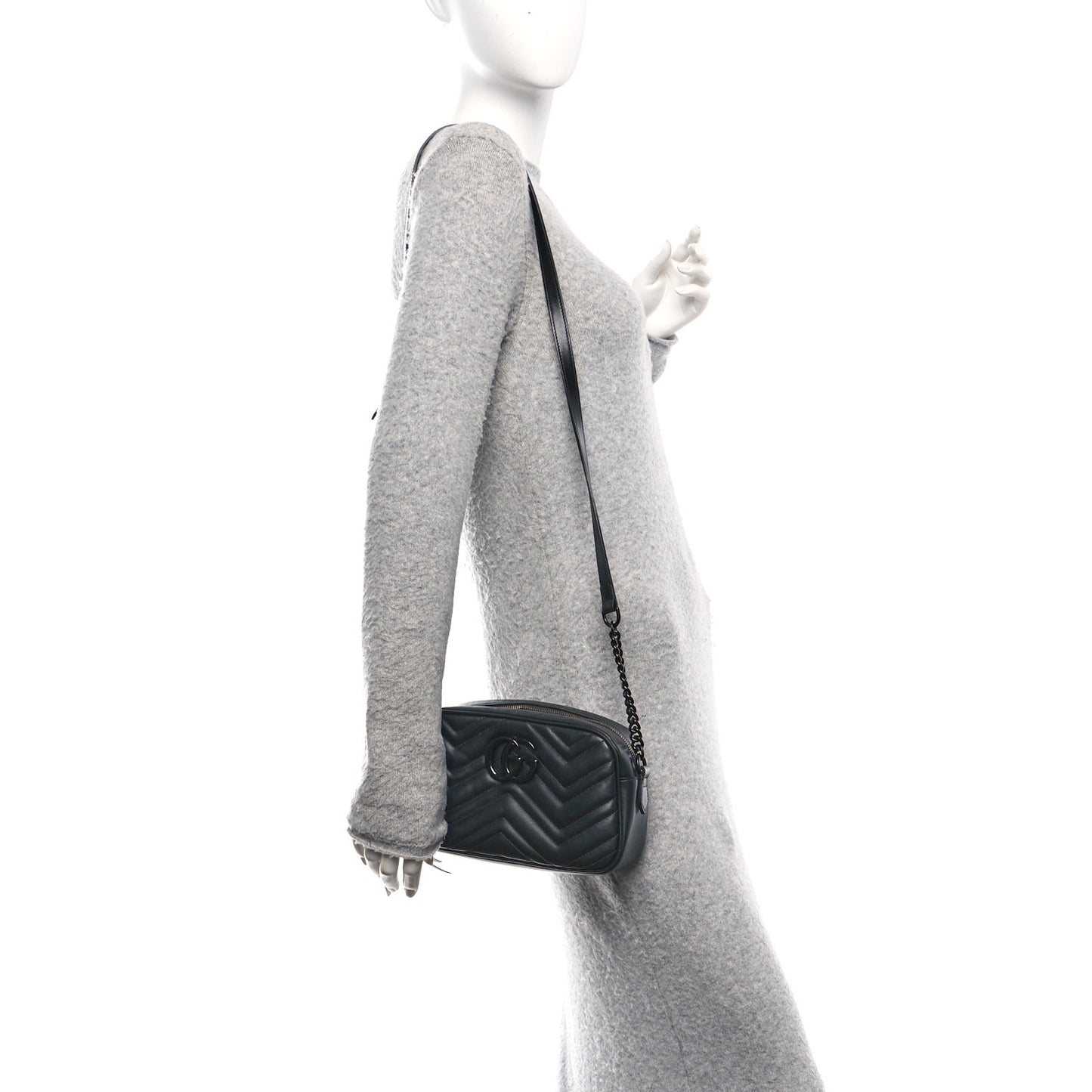 Calfskin Matelasse Monochrome Small GG Marmont Chain Shoulder Bag Black