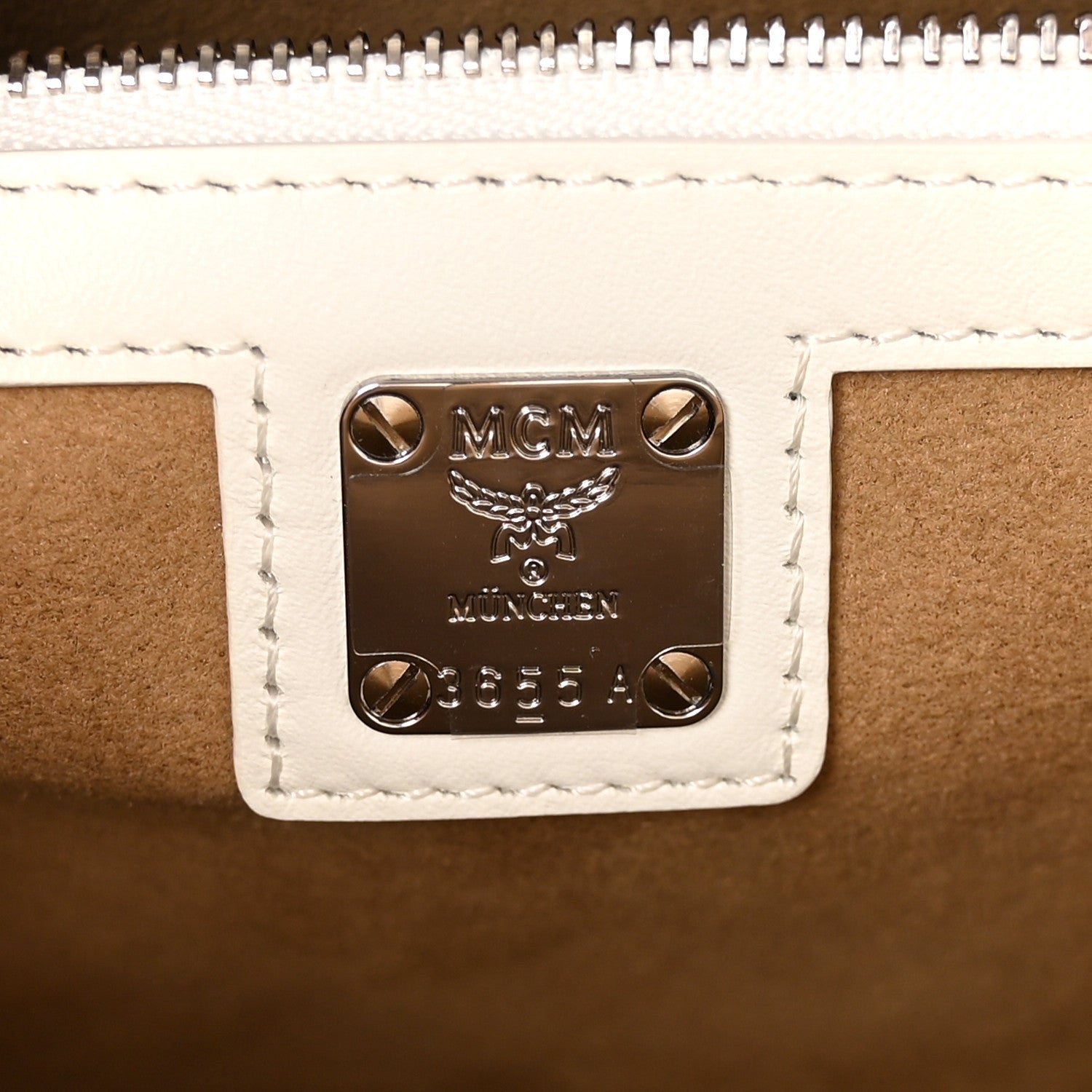 MCM Visetos Large Munchen Tote White 7 of 10