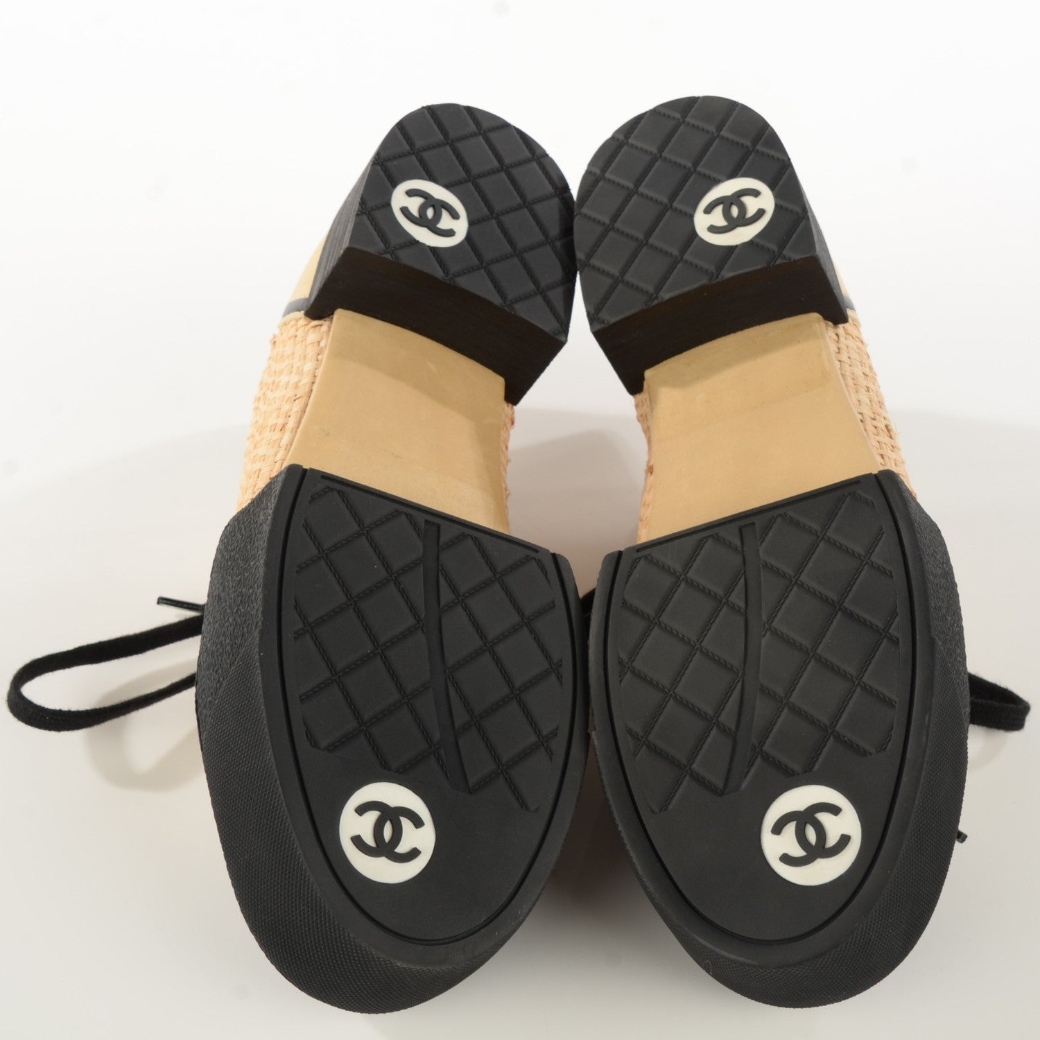 Chanel Straw Calfskin Sneakers 37.5 Beige Black 5 of 8