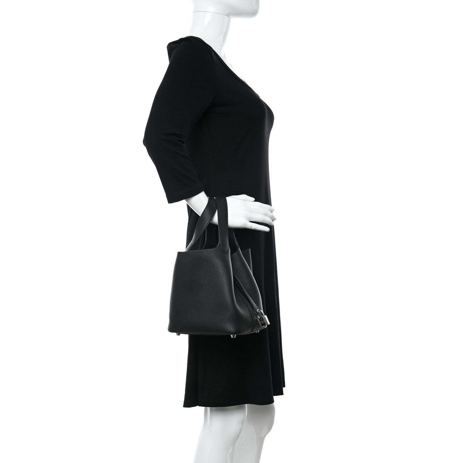 Hermes Taurillon Clemence Picotin Lock 18 PM Black 2 of 10