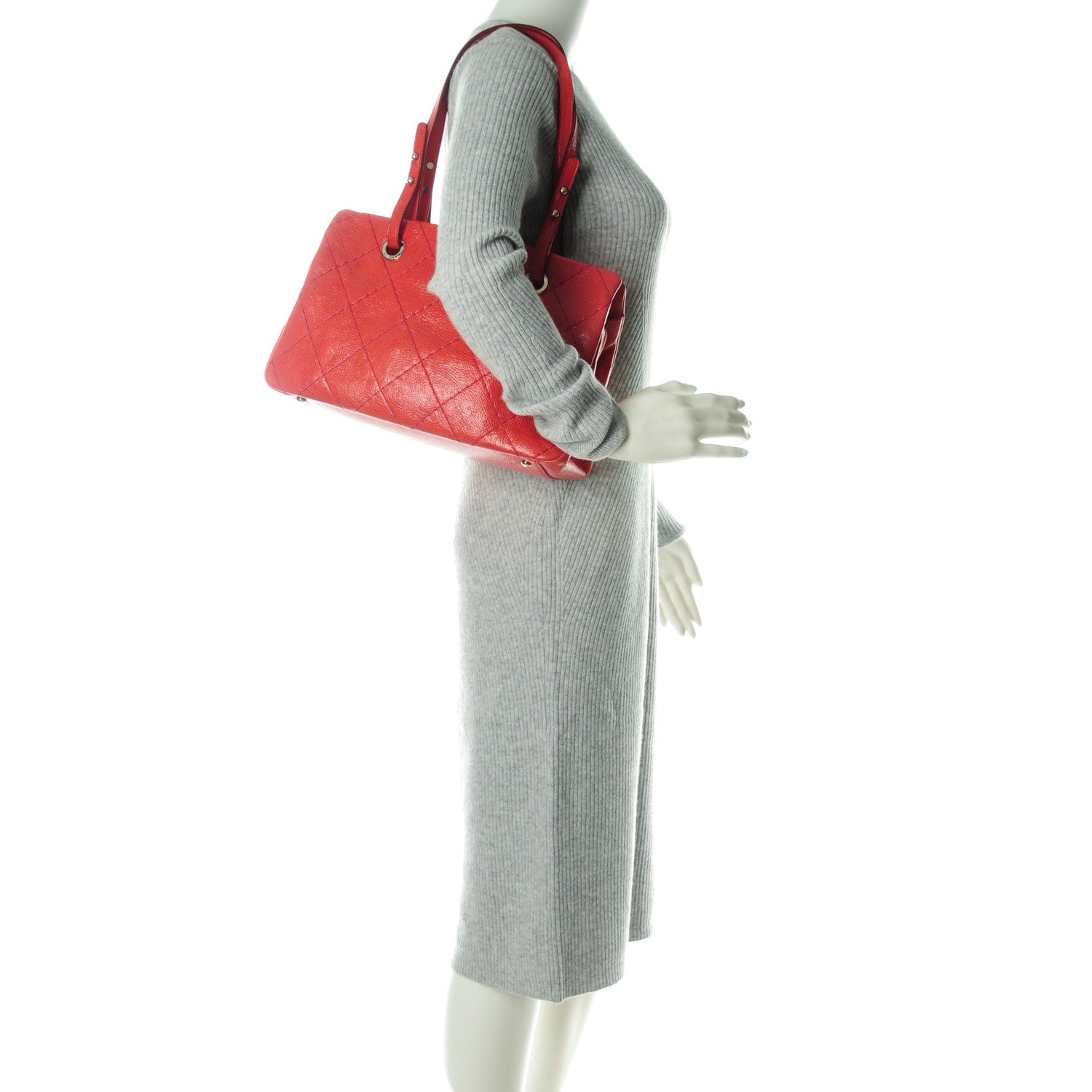 Chanel Glazed Calfskin On the Road Zip Tote Red 2 of 9