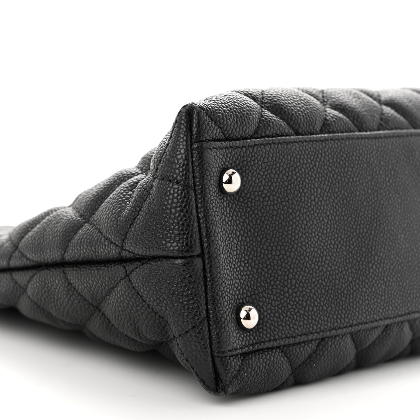 Caviar Quilted Easy Zip Tote Black