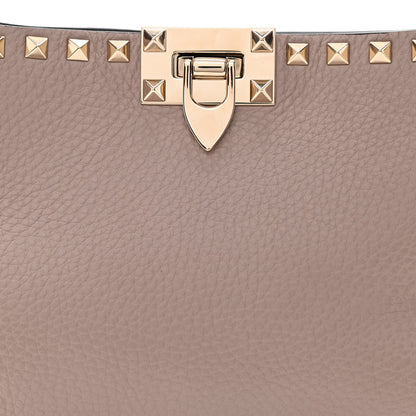 Valentino Garavani Pebbled Calfskin Small Rockstud Flip Lock Hobo Poudre 7 of 10