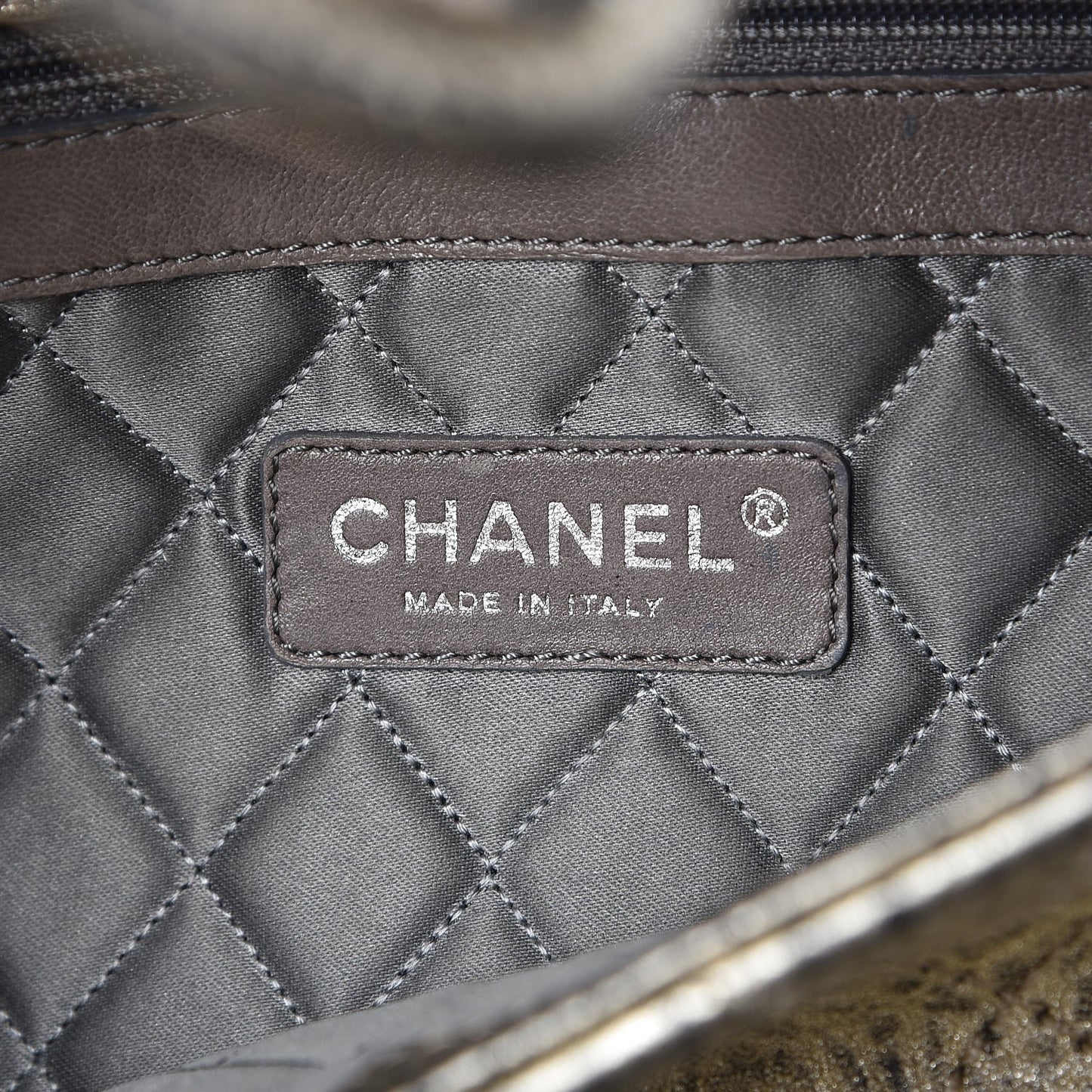 Distressed Metallic Lambskin Quilted Le Marais Ligne Flap Gold