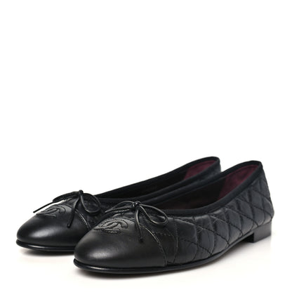 Chanel Aged Calfskin Quilted CC Cap Toe Ballerina Flats 38.5 Black 4 of 10