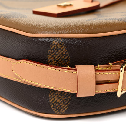 Louis Vuitton Reverse Monogram Giant Boite Chapeau Souple 9 of 10