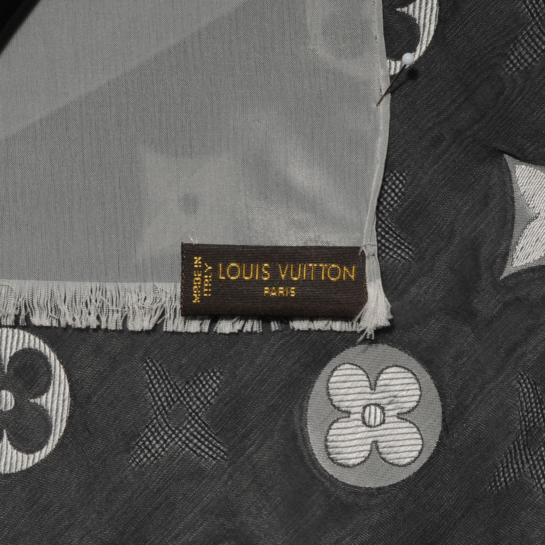 Louis Vuitton Silk Acetate Monogram St Petersbourg Stole Black Grey 4 of 5