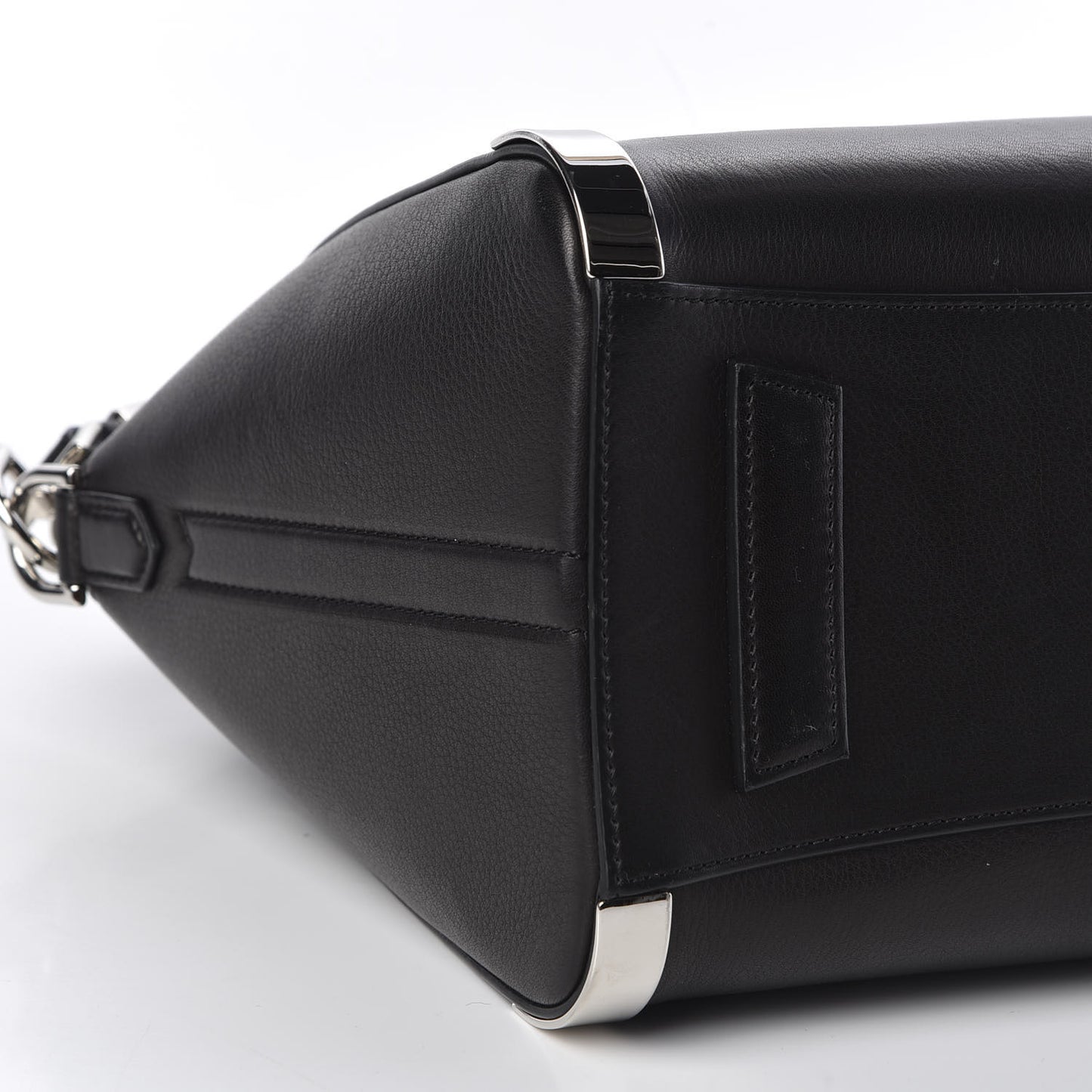 Calfskin Metal Corners Small Antigona Black