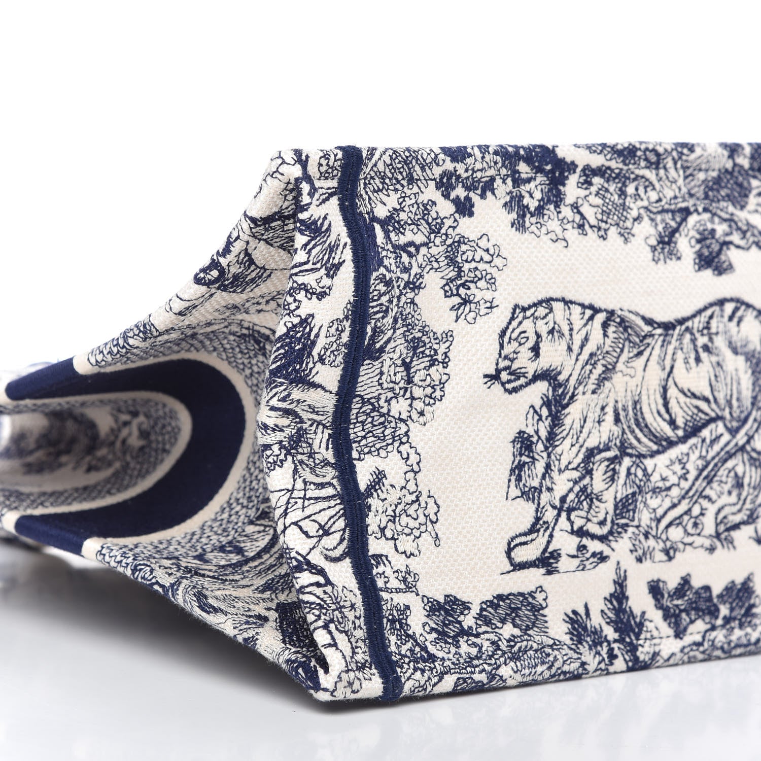 Christian Dior Canvas Embroidered Medium Dioriviera Toile De Jouy Book Tote Blue 6 of 11