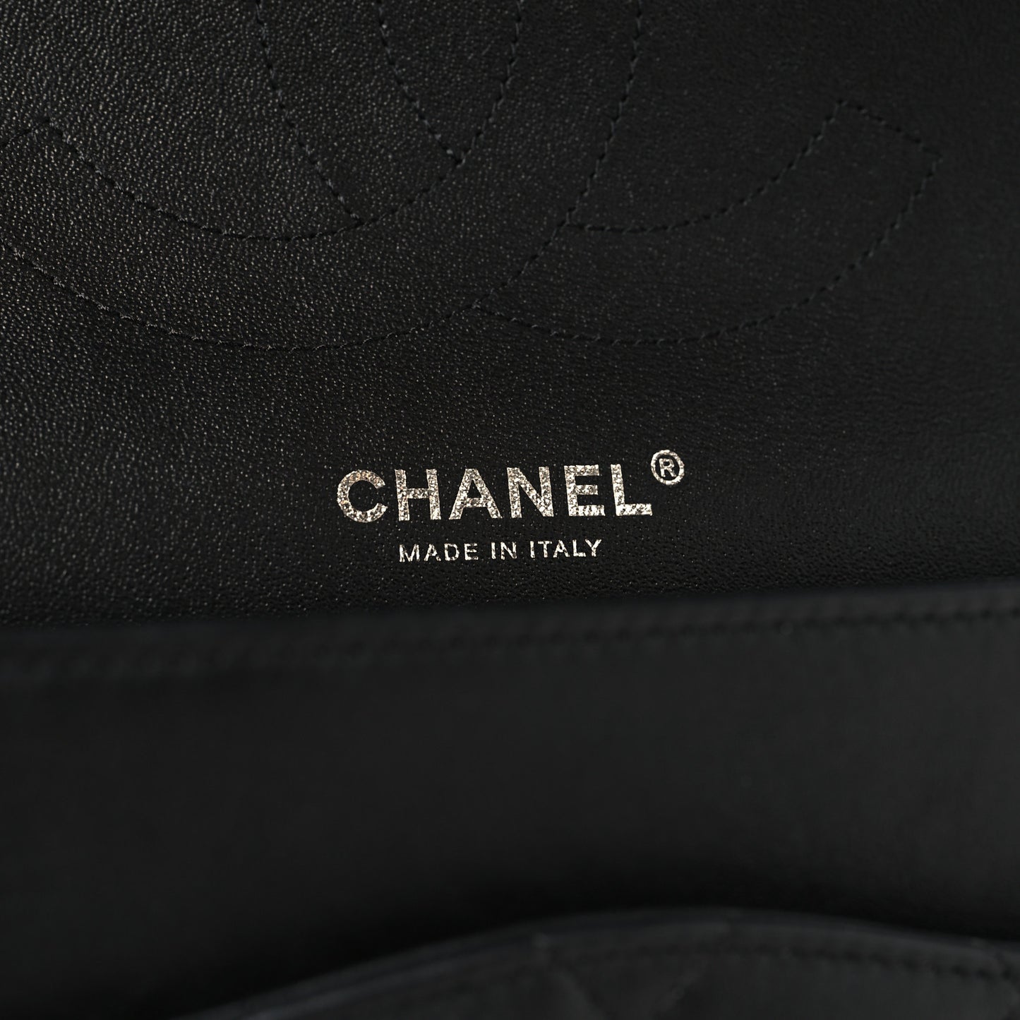 Crumpled Calfskin Quilted Jumbo Double Flap So Black