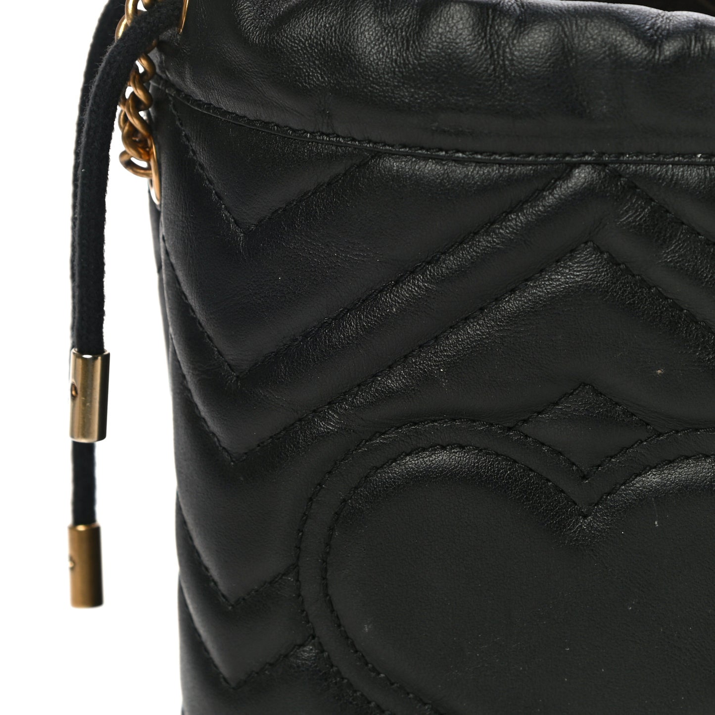 Calfskin Matelasse Mini GG Marmont 2.0 Bucket Bag Black