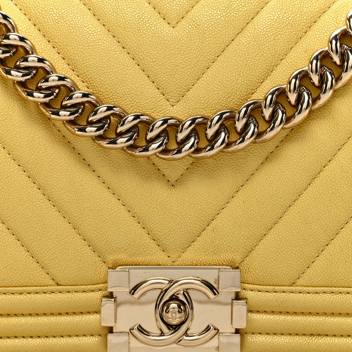 Caviar Chevron Quilted Medium Boy Flap Yellow