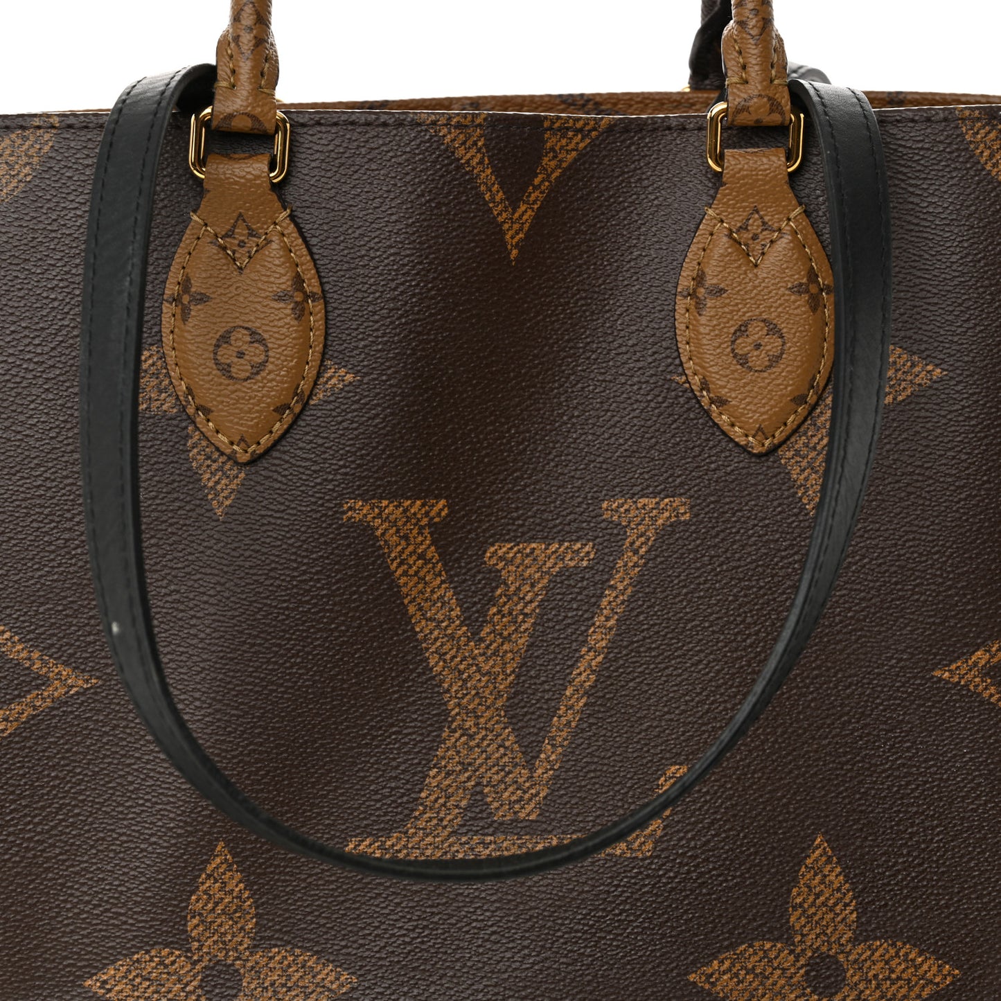 Reverse Monogram Giant Onthego MM