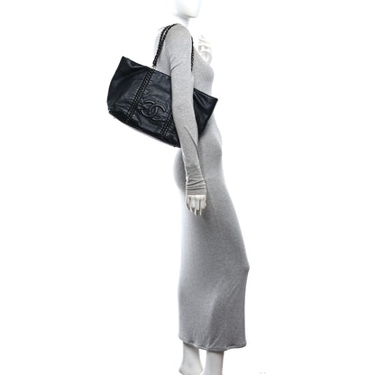 Chanel Smooth Calfskin Luxe Ligne Tote Black 3 of 11