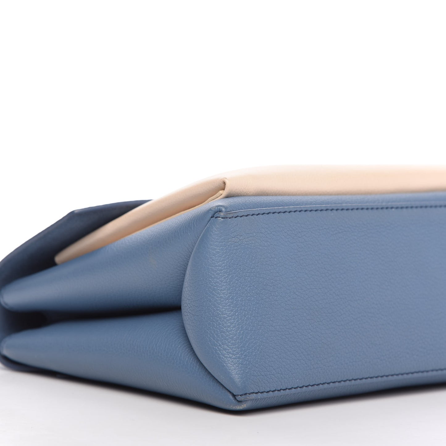 Soft Calfskin My Lockme Top Handle Bleuet Vanille
