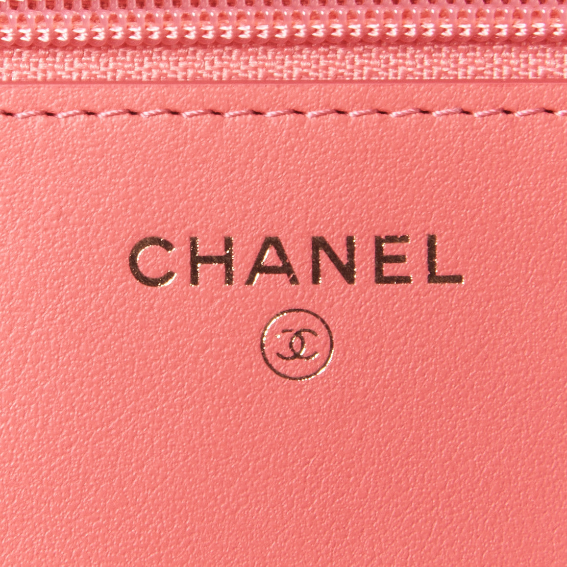 Caviar Quilted Boy Wallet On Chain WOC Pink
